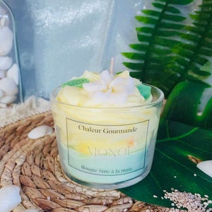 Monoi scented summer candle