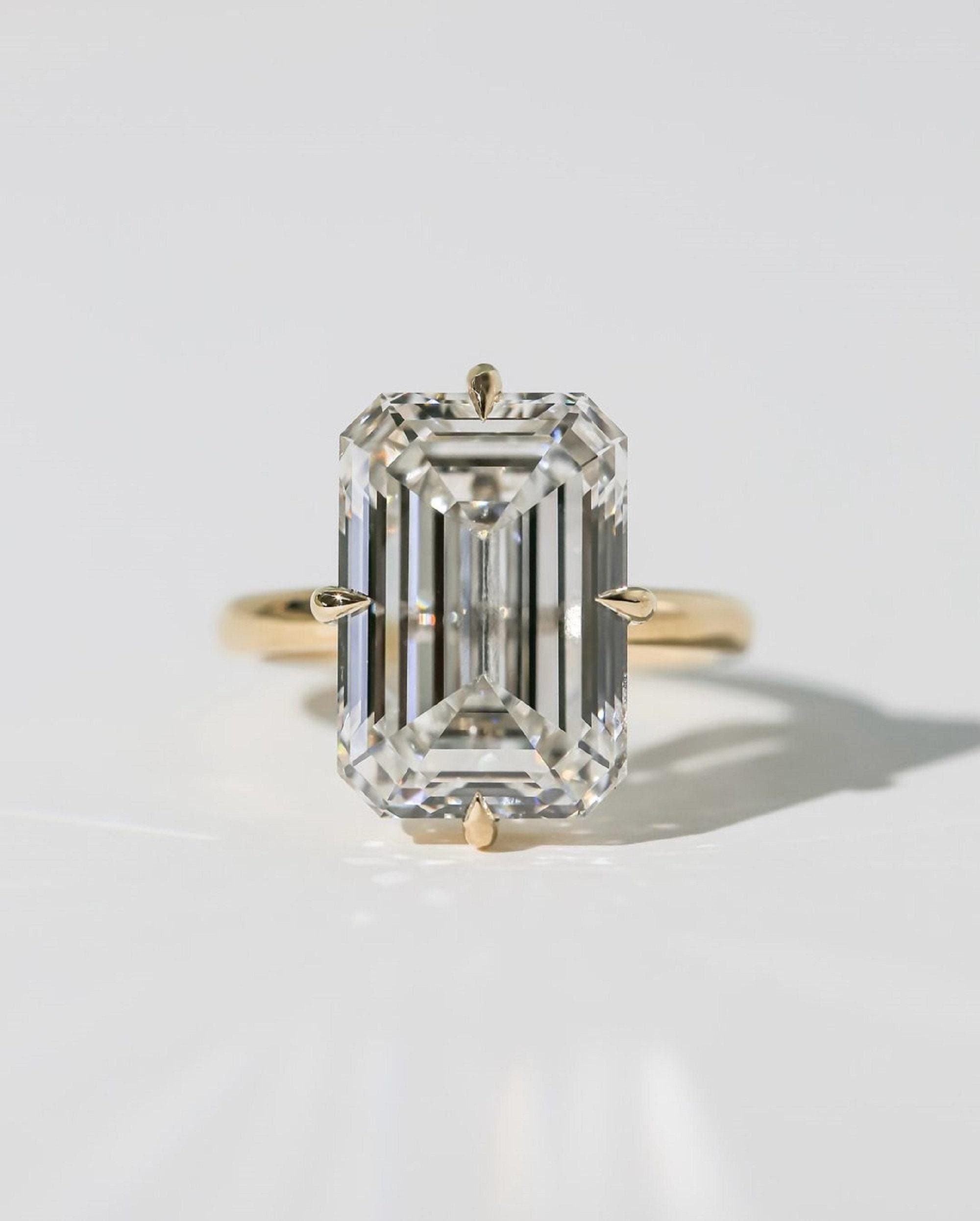 10x14 MM Elongated Emerald Cut Moissanite Ring,14k Solid Yellow Gold,Engagement Ring,4 Compass Prongs,2 MM Rounded Band,Celebrity Ring/Gifts