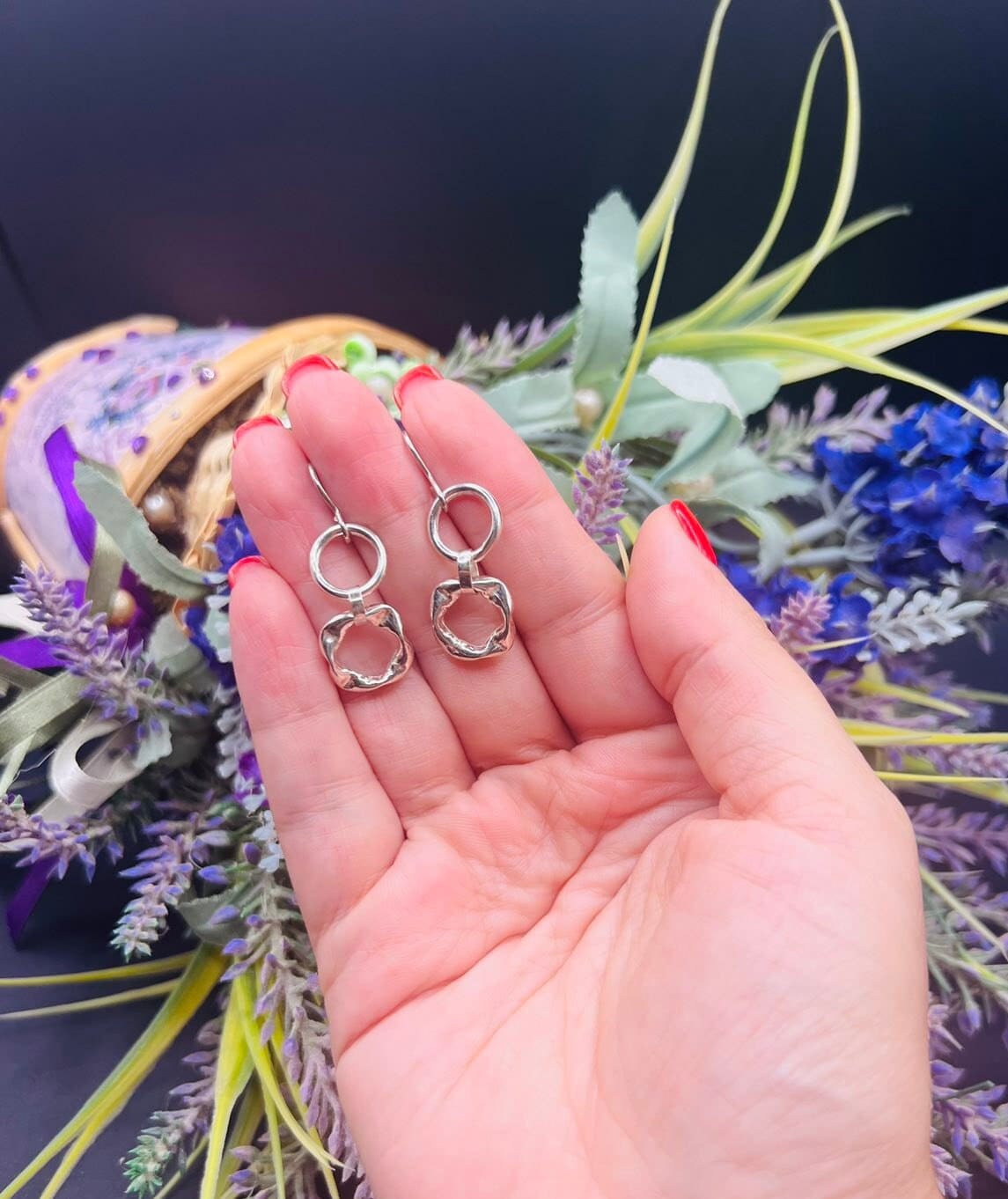 Radiate Confidence: Stand Out With These Stunning Statement