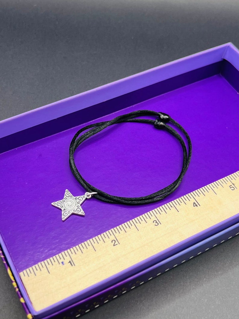 Black cord necklace with Star charm, Black cord string, Necklace on slip knots, Black cord necklace, Slip-knot charm necklace, Star choker, Star necklace, Black cord necklace, Slip-knot necklace, Black choker necklace, Charm choker necklace