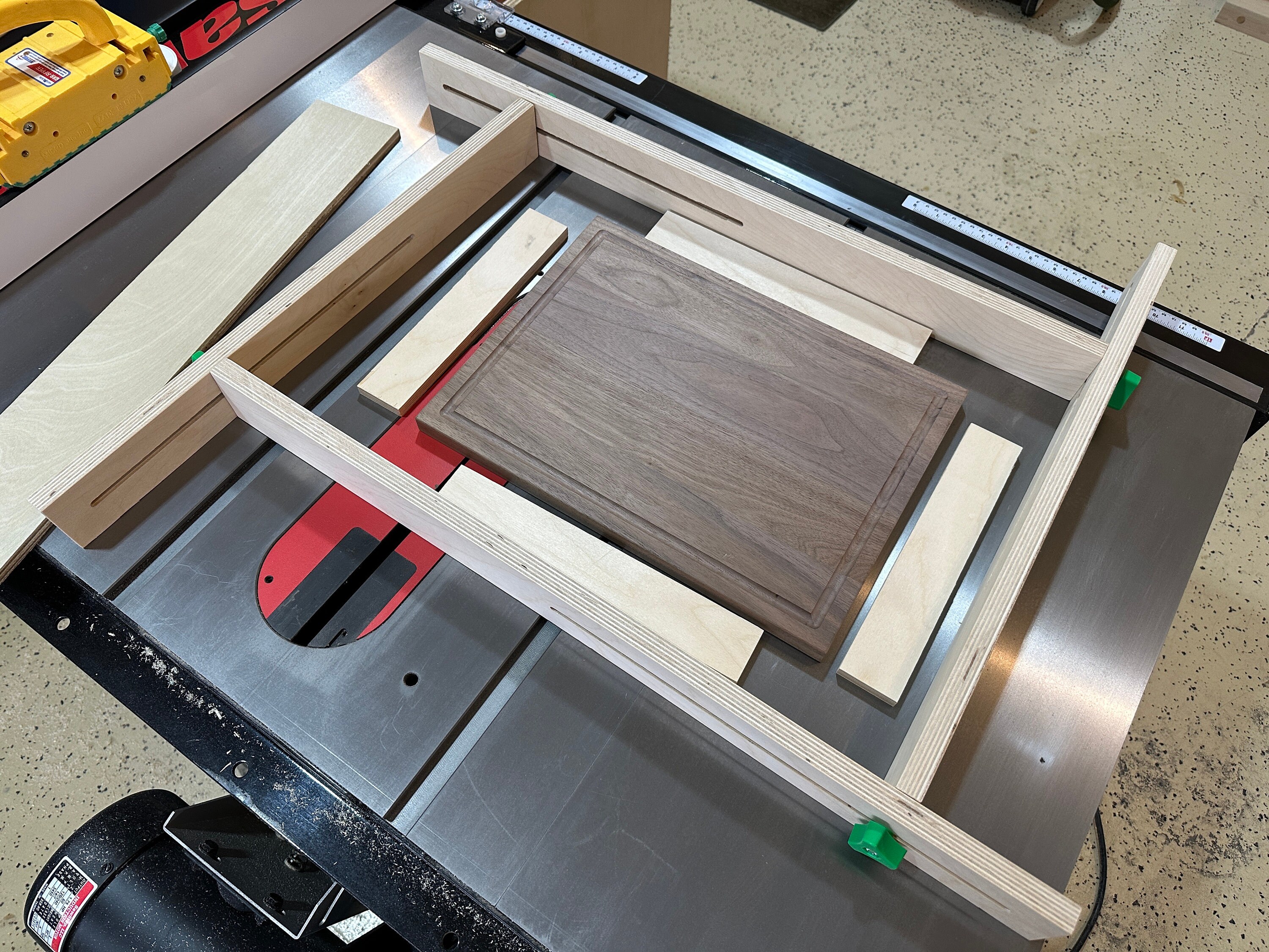 Juice Groove Jig Small to Large Cutting Board Juice Groove Routing Jig Baltic Birch With Corner