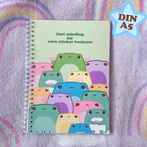 Album di adesivi riutilizzabili Kawaii Frog Sticker Collect 100 pagine DIN A5 Kawaii Sticker Aesthetic Album regalo