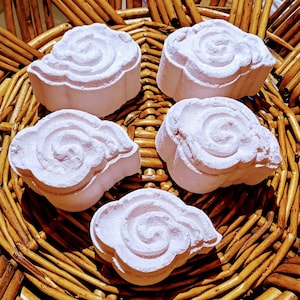 Lavendel Menthol Shower Bombs | 8-pack | Aromatherapie | Sinus / Allergie Congestie Relief | Etherische olie | Spa-geschenk | Douchestomers |