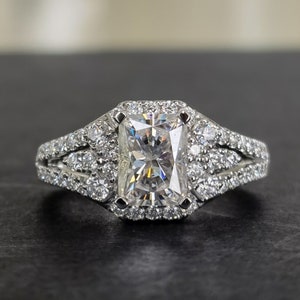 2.78CTW Radiant Cut Moissanite Diamond Ring, Split Shank Wedding Ring, Unique Designer Engagement Ring, Birthday Gift Ring, 925 Silver Ring