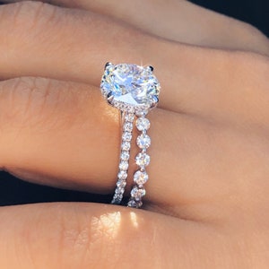 Solitaire Accent Engagement Ring Set, Round Cut Moissanite Diamond Promise Ring Set, 925 Silver Wedding Ring Set, Full Eternity Stacked Band