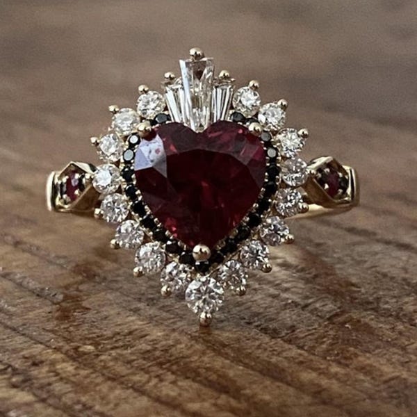 Anello di fidanzamento con pietra zirconia cubica a forma di cuore in granato rosso, anello regalo per anniversario, anello con pietra preziosa a forma di raggio di sole, anello di proposta per lei, anello di nozze da donna