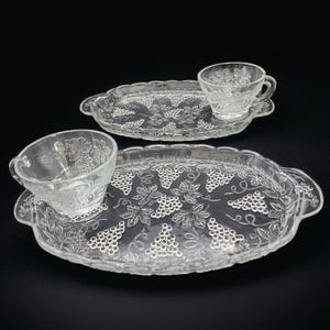 Set Of Two Vtg Anchor Hocking Grape and Leaf Clear Glass Snack Plates and Punch Cups