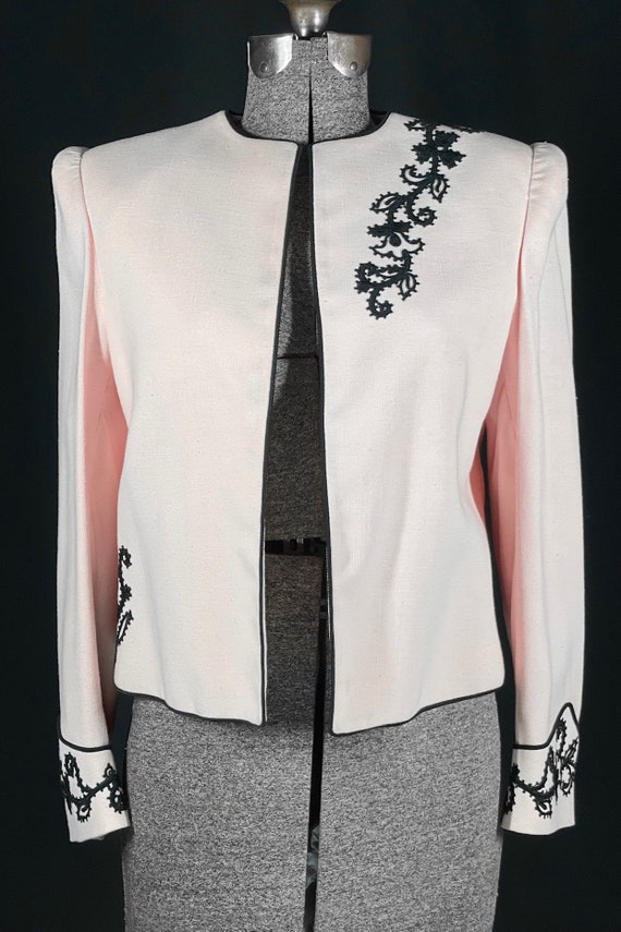 80s light pink and black embroidered blazer - image 2