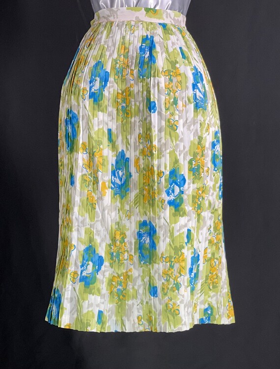 60s pleated floral skirt - image 3