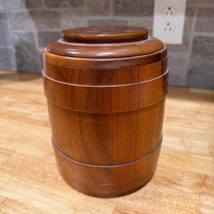 Vintage Decatur Industries Wooden Barrel Style Tobacco Humidor