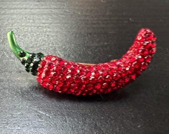 Vintage Red Chili Pepper Spice Crystals Rhinestone Brooch Pin B96 FREE SHIPPING