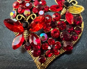 Vintage Ornate Heart Red Love Crystals Rhinestone Brooch Pin B94 FREE SHIPPING