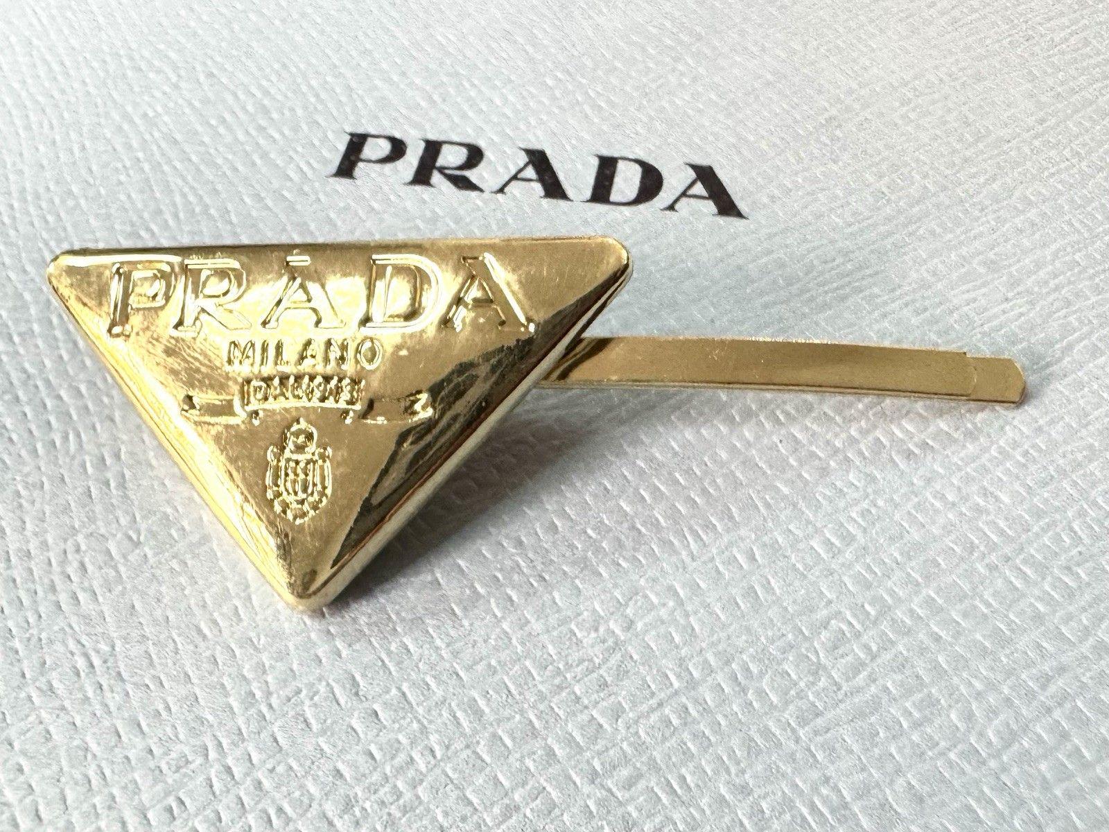 国内配送/関税込【PRADA】Triangle logo hair clip 23031449_53113724_600.jpg