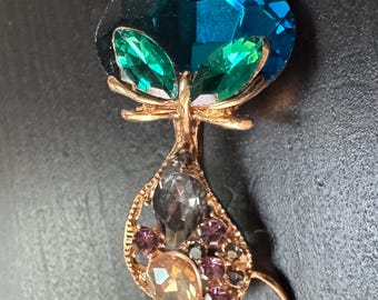 Vintage Deco Cat Blue Feline Crystal Rhinestone Brooch Pin B9 FREE SHIPPING