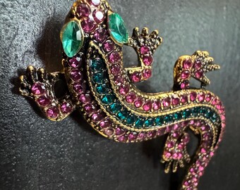 Vintage Rhinestone Crystals Sparkle Gecko Lizard Magenta Green Brooch Pin B2 FREE SHIPPING