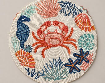 Handgemaakte kusttafelmat met kralen, ronde placemat Ocean Life, krabschelp zeester kralendecor, eettafelaccent