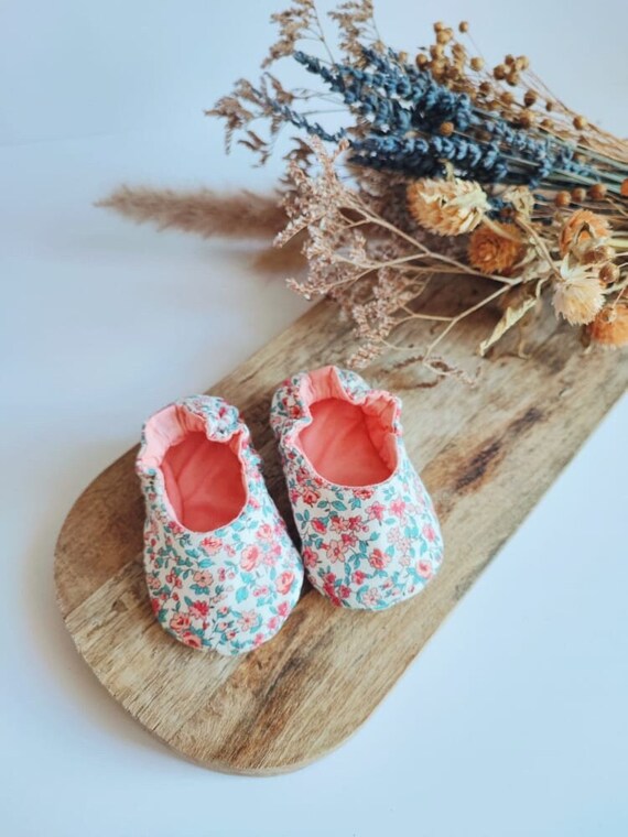 Baby slippers canada hot sale