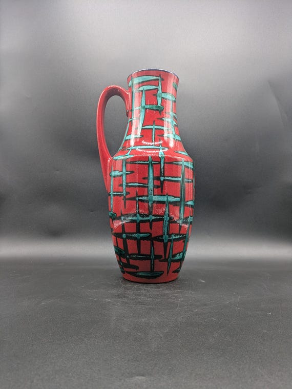 Retro Pitcher (NUR) (S407) Retro Pitcher (NUR) (S407)