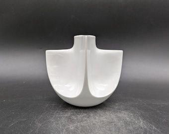 Fürstenberg 1465/12 Vase porcelain white glazed POP Art modern design 70s 70s vintage