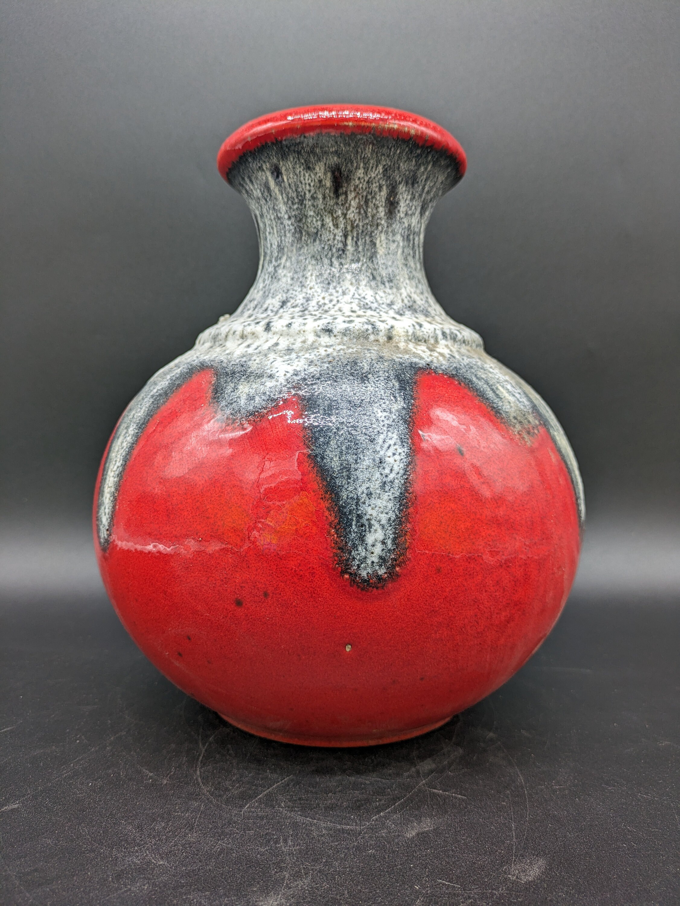 赤い陶器の花瓶 中型 西ドイツヴィンテージ ファットラヴァ フラワーベース 花瓶/W.Germany