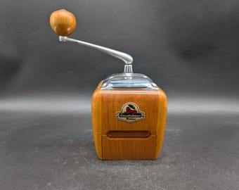 Zassenhaus Brilliant 531 Mokka coffee grinder, moulin a cafe design, 50s, 60s, vintage, vtg