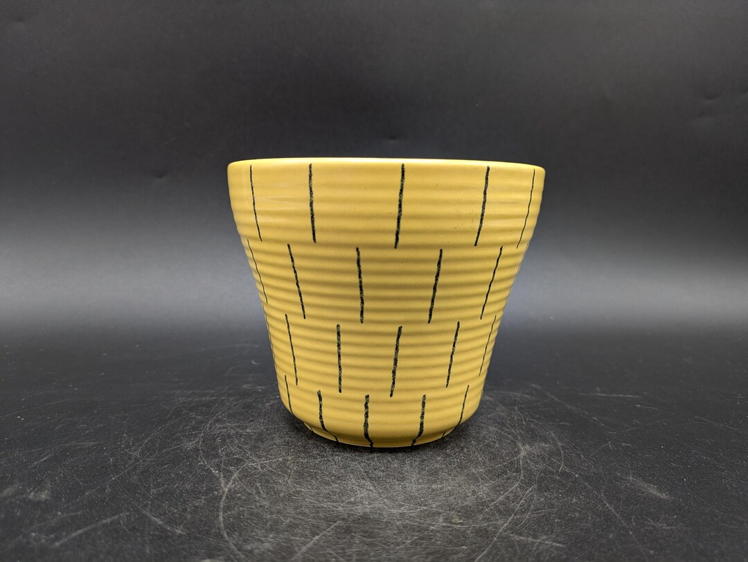 Pot Veb VEB Strehla Cachepot Planter Pot Ceramic Ceramics Black Yellow East ...
