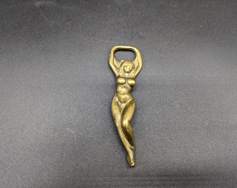 Meerjungfrau Nixe Flaschenöffner Kapselheber Messing bottle opener metall Figur mid century design 50s 50er 60s 60er 70s 70er vintage