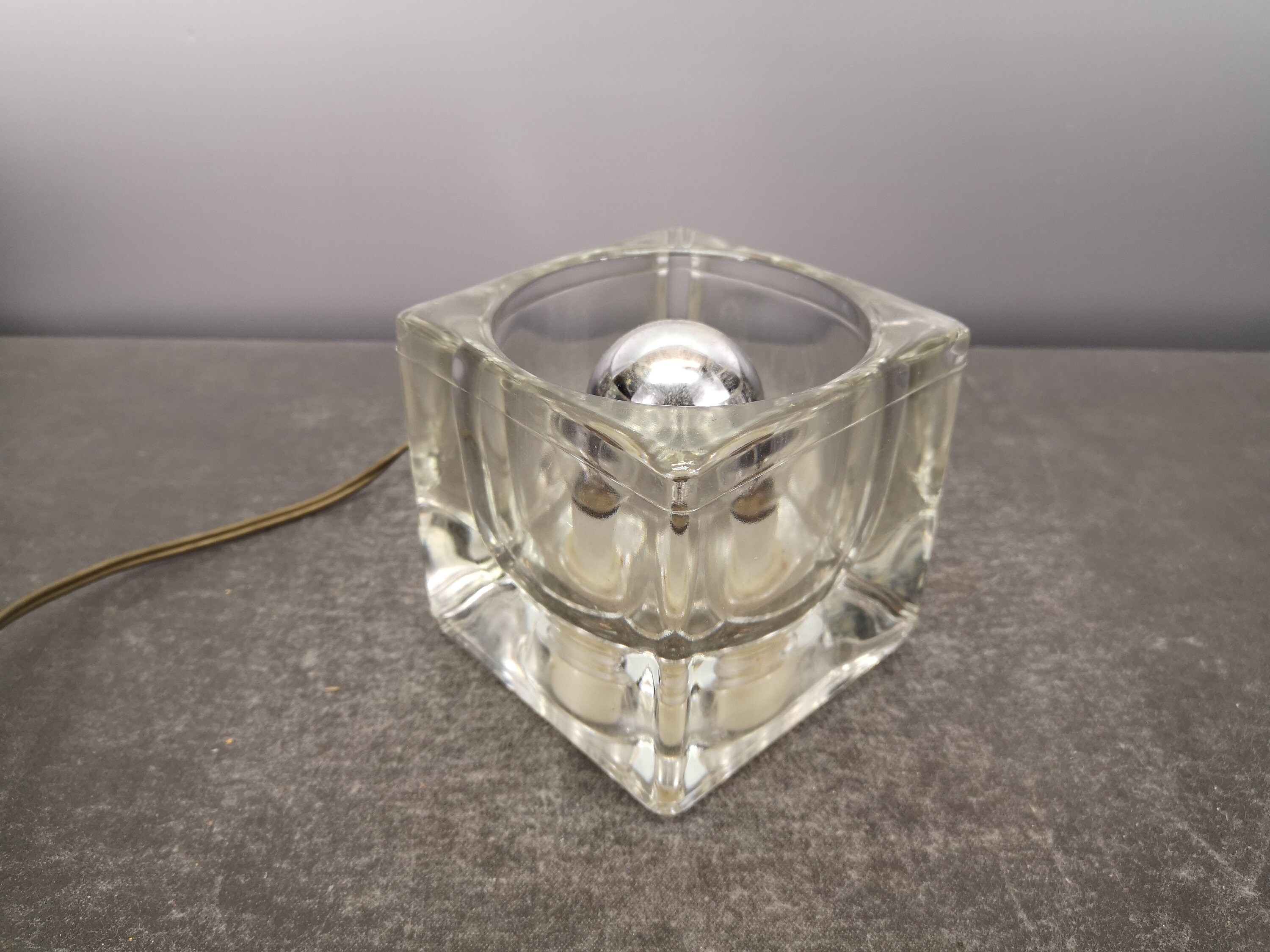 Peill Putzler Glass Kubus cube Würfel Lampe lamp Tischlampe Glas west german space age design 70s 70er vintage vtg