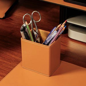 Custom Leather Pencil Holder | Personalized Desk Organizer | Catch All Pen Cup | Premium Office Accessories | Corporate Gift | Father Gift