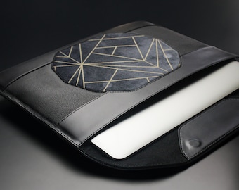 Personalisierte MacBook Tasche aus Leder Kundenspezifische