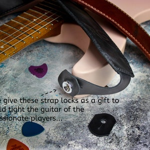 Leather Guitar Strap, Custom Guitar Strap, Adjustable Electric Guitar Strap, Guitar Player Gift, Instrument Strap, Engraved songs, image 5