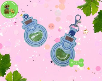 ITH Key Fob Potion Bottle Applique Snap Tab and Eyelet In the Hoop Embroidery Design / Key Chain / Gift Tag / Digital File DESCARGAR
