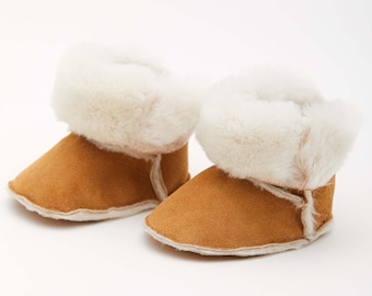 Callizio Genuine Leather Baby Boots Unisex Slip-on Shoes for Children with Warm Fur Insole Infant Booties Handmade Real Leather Shoes