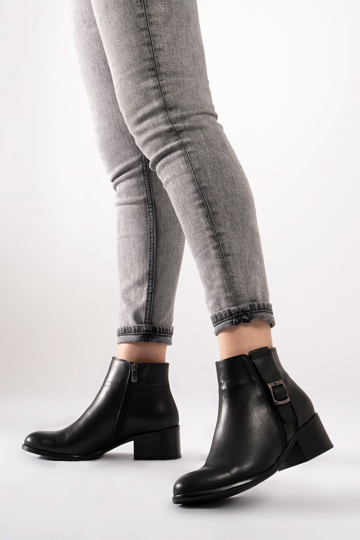 10 dollar womens boots