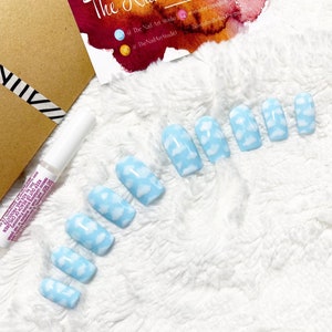 Press-On Nail Set, Gel Polish, Light Blue, Clouds, Glossy
