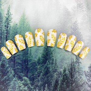 Press-On Nail Set, Gel, White Color, Gold Leaf Detailing, Glossy