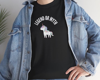 Camiseta gráfica de unicornio vintage: camisa de fantasía mítica