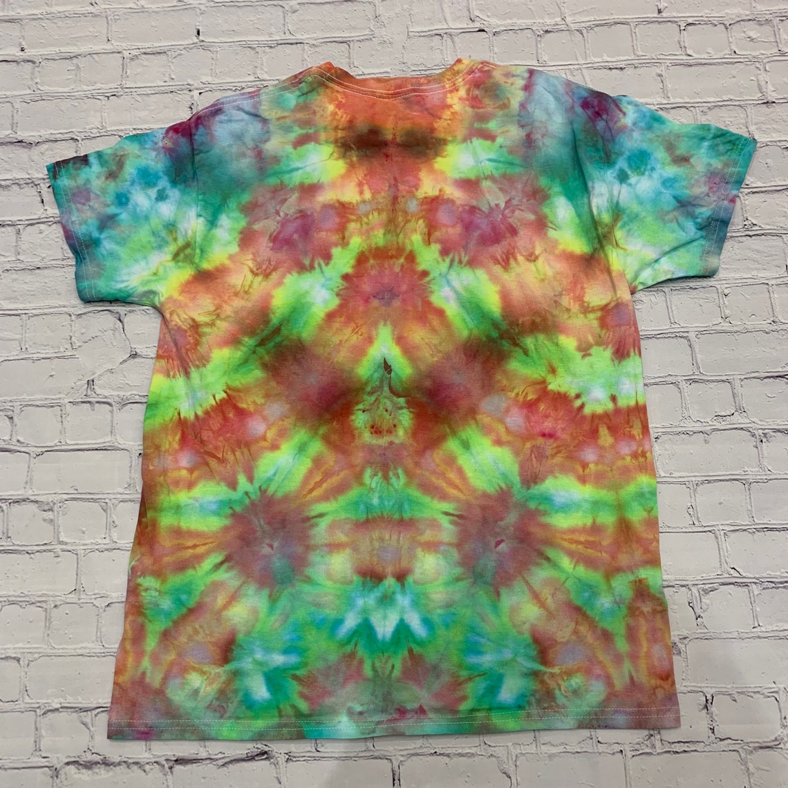 Tie-Dyed Unisex Medium Tie Dye Rainbow T-Shirt Psychedelic | Etsy