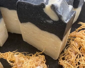 Sea Moss & Activated Charcoal Soap