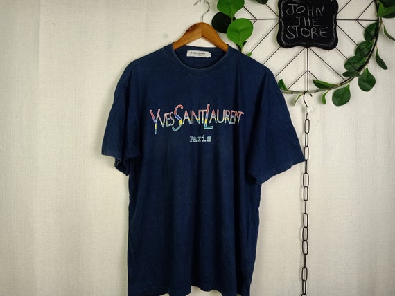 raglan red shirt