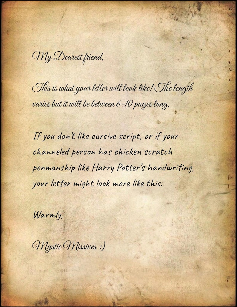 Op de afbeelding: Een handgeschreven brief op verouderd papier. De tekst bevat zinnen als "My Dearest friend," en "Mystic Missives :)". De brief beschrijft het uiterlijk van een brief, inclusief lengte en handschriftstijlen.