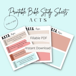 Może przedstawiać: Drukowane arkusze do nauki Biblii z akronimem ACTS, który oznacza Adorację, Spowiedź, Dziękczynienie i Prośbę. Arkusze są w różowo-niebieskiej kolorystyce i mają pole tekstowe dla każdego kroku modlitwy.