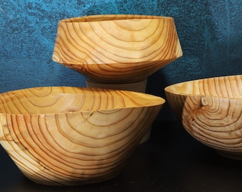 Larch wood bowls / 30 cm / large / salad bowl