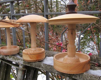 Vogelvoederhuis voor op tafel op balkon of terras / handgemaakt uit Beieren