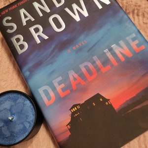 USED &quot;Deadline&quot; By Sandra Brown