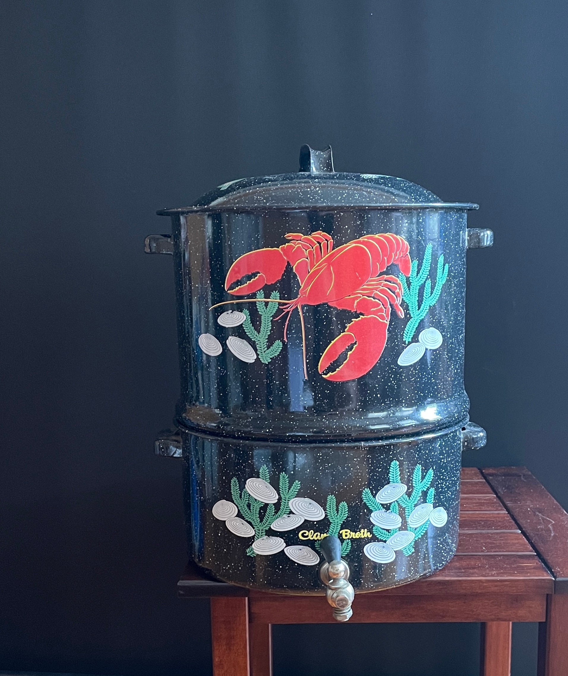 Vintage Speckled Black Enamel Savory Clam Steamer Pot With Spout Lobster,  Clams, Corn Design 