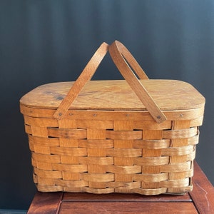Vintage Woven Picnic Basket Hinged Wood Lid 19&quot; x 12&quot; - Storage, Camping