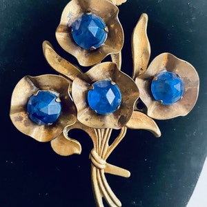 Vintage Blue Rhinestone Gold Flower Brooch Floral Bouquet Pin Dress Up your Sweater or Jacket Granny Core Style