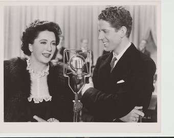 Música dulce (1935) Foto de película antigua de Rudy Vallee y Helen Morgan de la película de la década de 1930