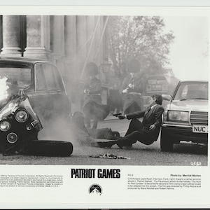 Patriot Games (1992) Harrison Ford as Jack Ryan thwarts attack Vintage Movie Photo from the 1990s